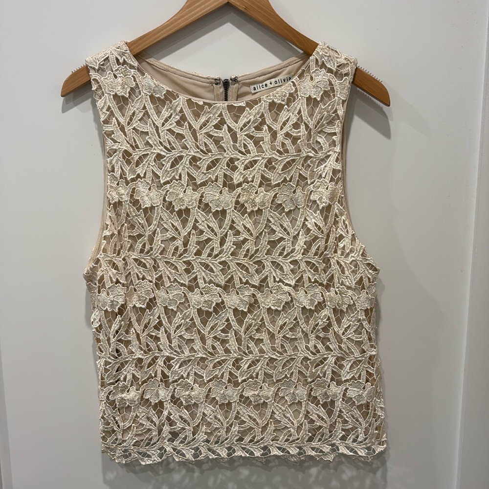 Alice & Olivia Laced Cropped Top L